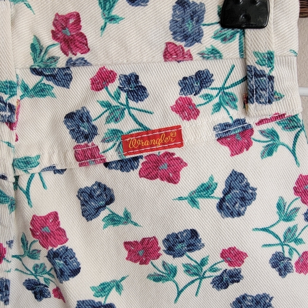 Vintage Wrangler Floral Print Shorts SZ 5/6 - Picture 5 of 5